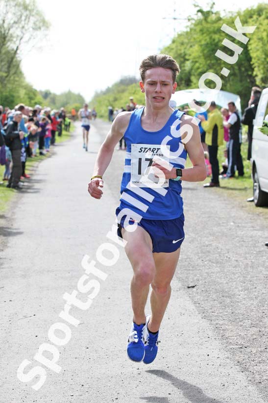 Terry O'Gara Memorial 5k Road Race, Wallsend. Photo: David T. Hewitson/Sports for All Pics